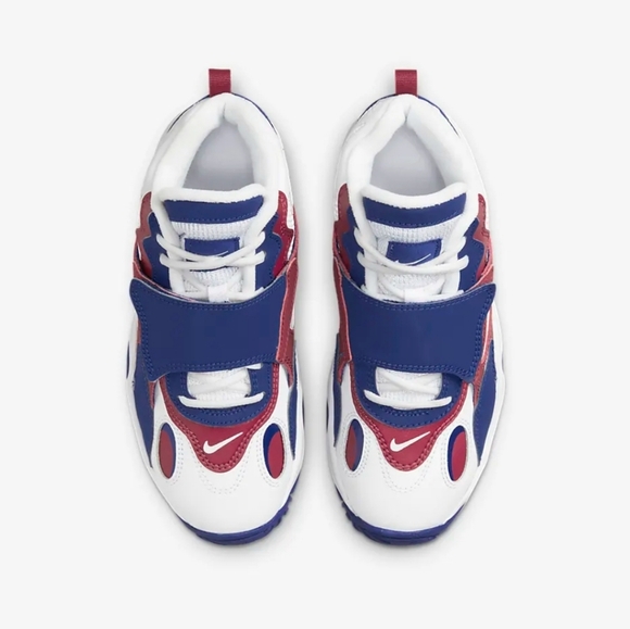 NIB Nike Turf Size 4.5y - Picture 2 of 5